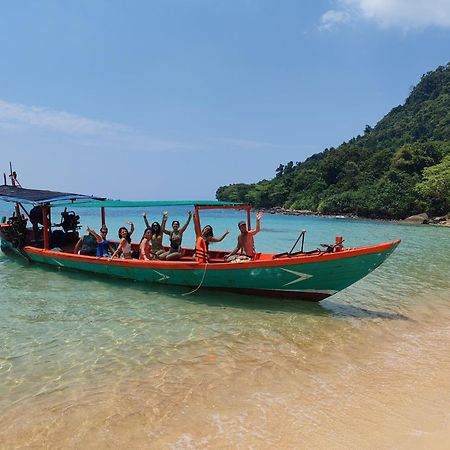 Kamaku Bungalows ロンサレム島 エクステリア 写真