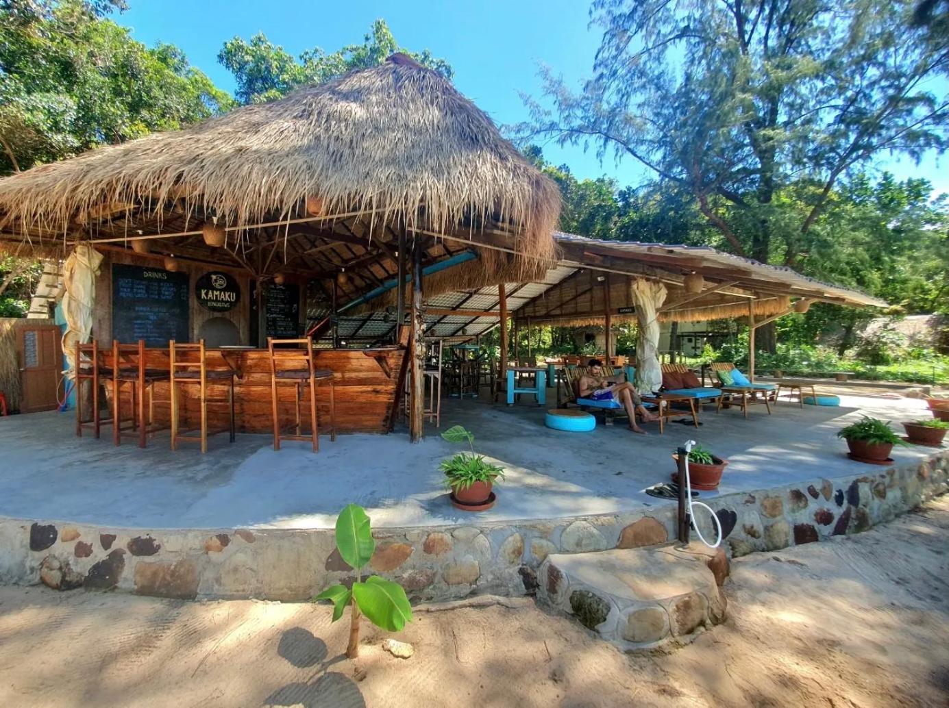 Kamaku Bungalows ロンサレム島 エクステリア 写真