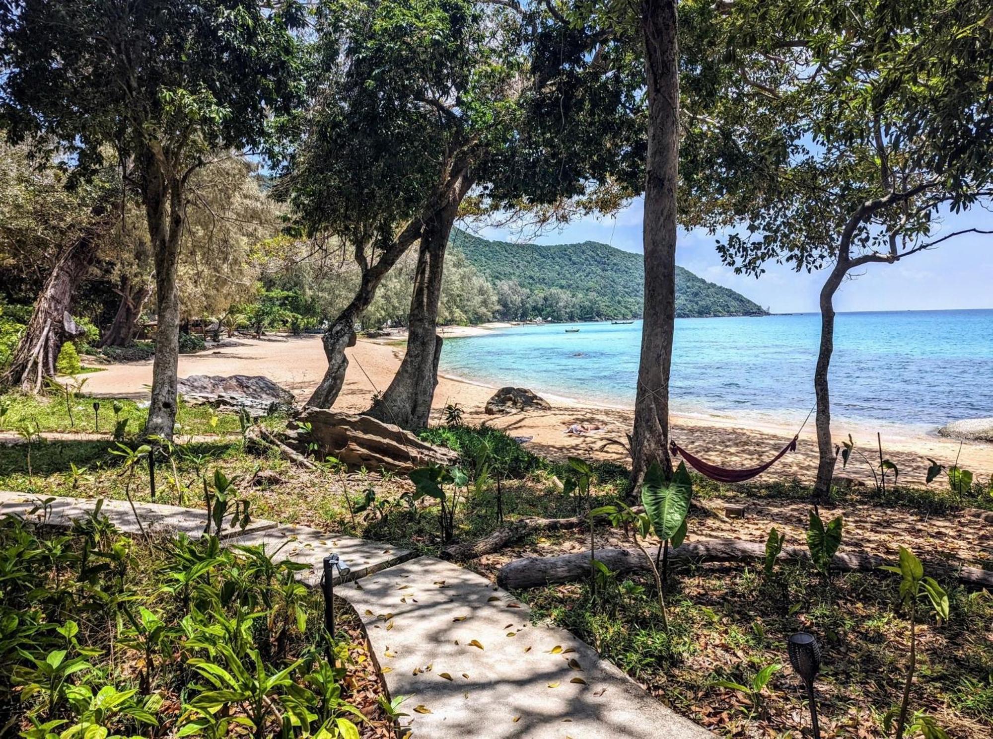 Kamaku Bungalows ロンサレム島 エクステリア 写真